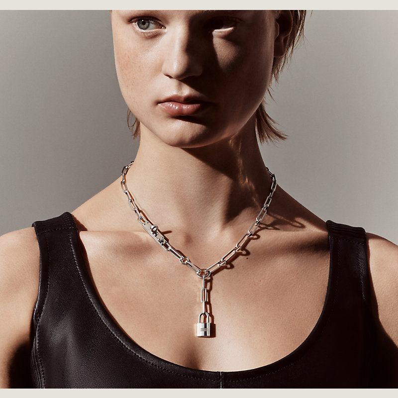 Hermes best sale kelly necklace